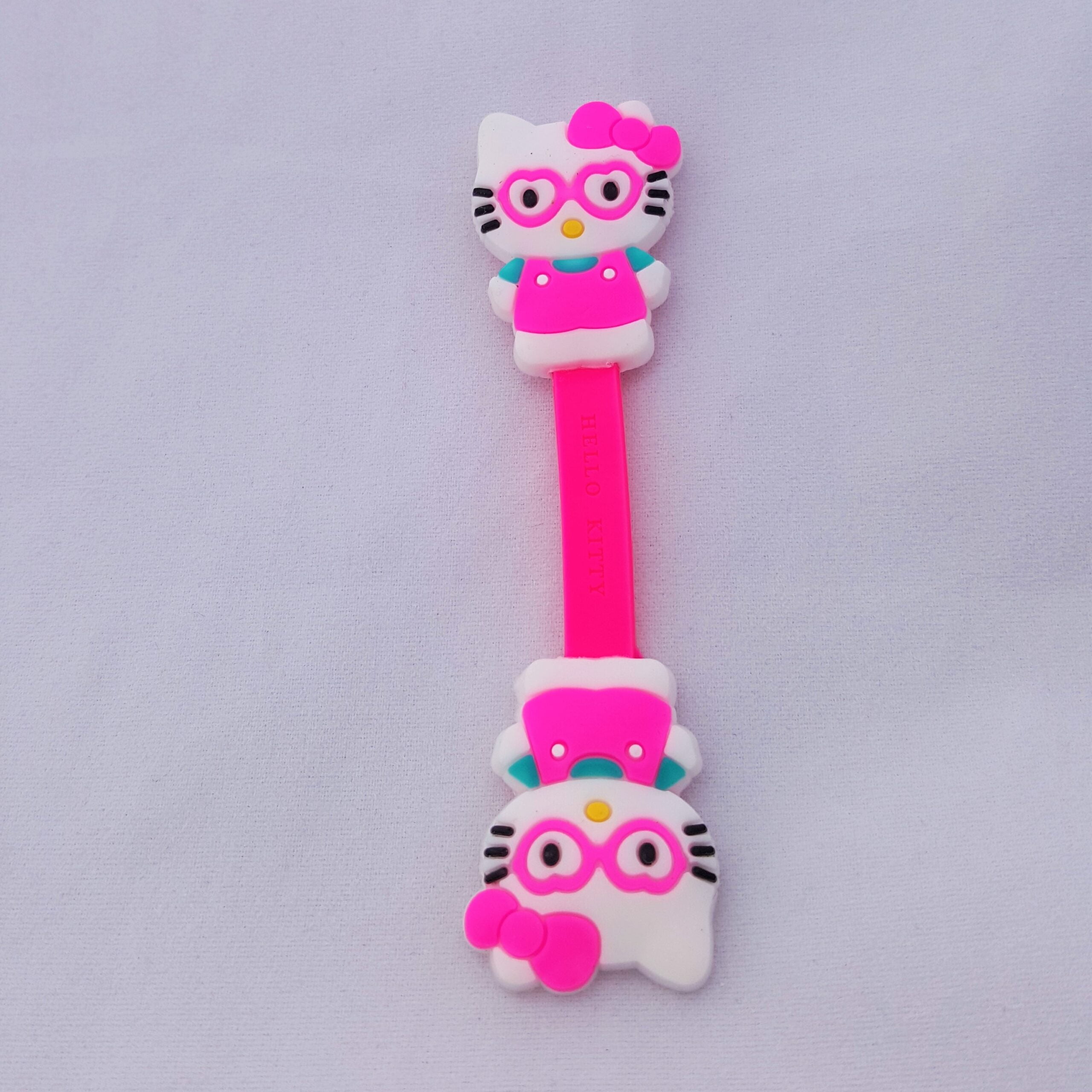 CLIP103-1-1.jpg Clip de Kitty Lentes y Cuerpo Fucsia - Image 1