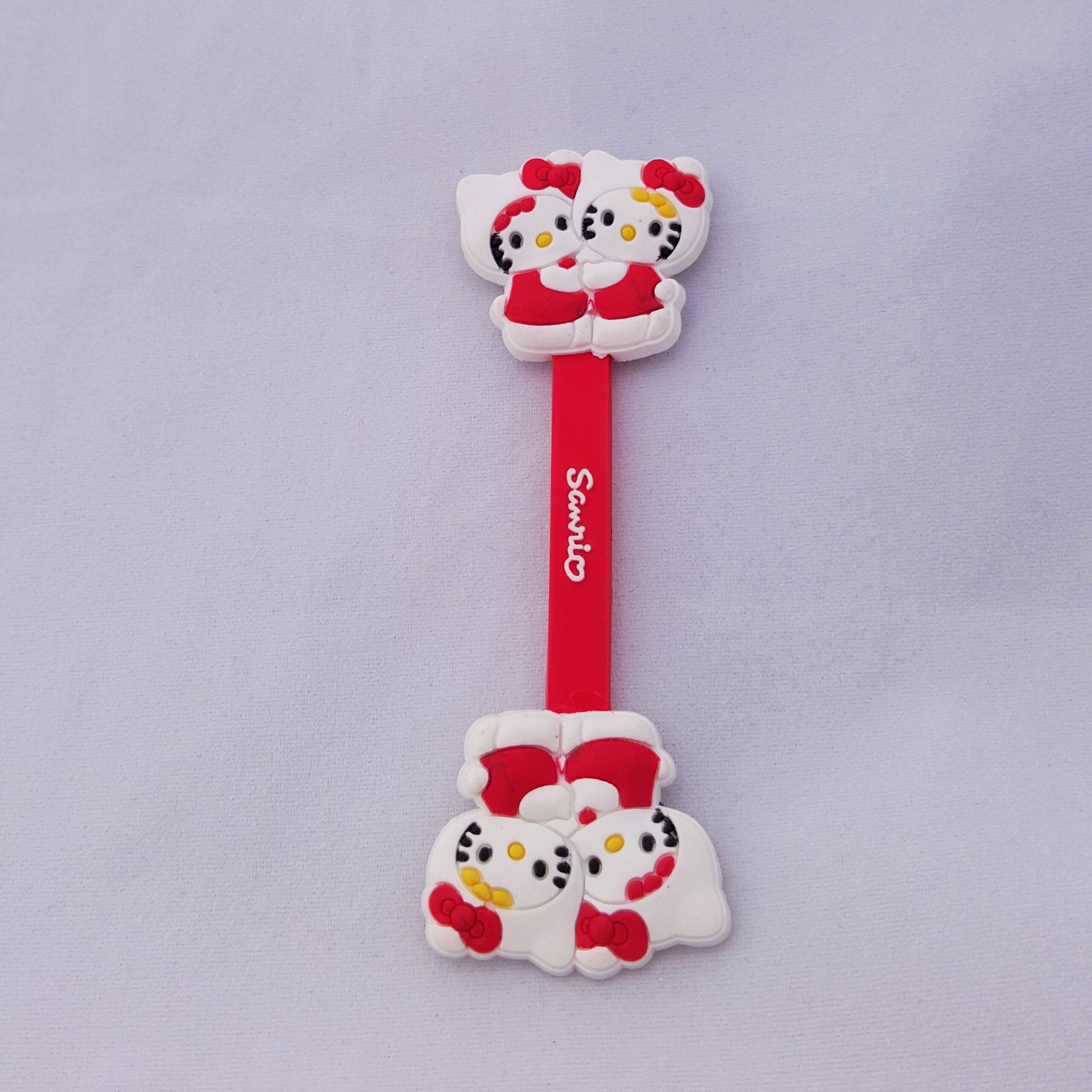 CLIP82-1-1.jpg Clip de Kitty Abrazadas - Image 1